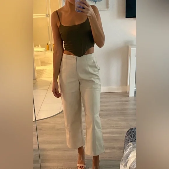 Stradavirus - ZARA sister brand corset crop - Picture 2 of 3